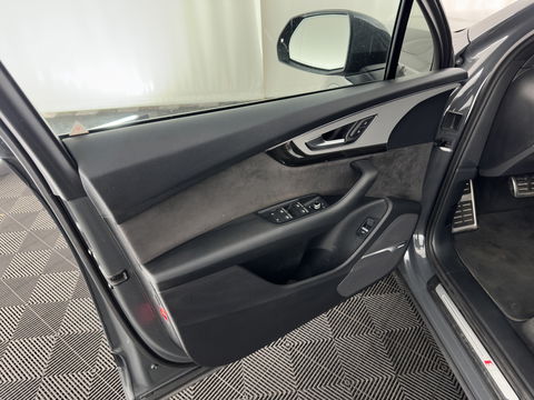 Audi SQ7 4.0 TDI quattro Pro Line + Aut. *PANO | ADAPTIVE-CRUISE | LUXURY-LEATHER | FULL-LED | DIGI-COCKPIT | BOSE-SOUND | KEYLESS | CAMERA | NAVI-FULLMAP | COMFORT-SEATS | ECC | PDC | 22''ALU*