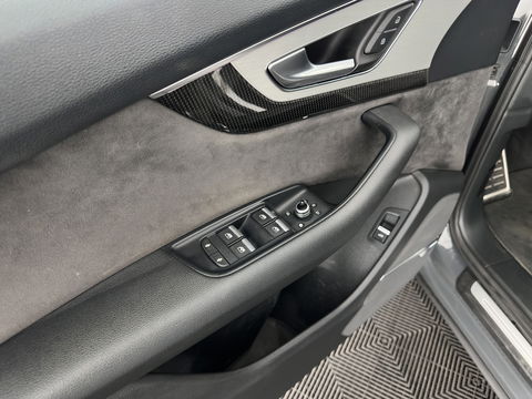 Audi SQ7 4.0 TDI quattro Pro Line + Aut. *PANO | ADAPTIVE-CRUISE | LUXURY-LEATHER | FULL-LED | DIGI-COCKPIT | BOSE-SOUND | KEYLESS | CAMERA | NAVI-FULLMAP | COMFORT-SEATS | ECC | PDC | 22''ALU*
