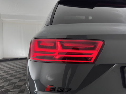 Audi SQ7 4.0 TDI quattro Pro Line + Aut. *PANO | ADAPTIVE-CRUISE | LUXURY-LEATHER | FULL-LED | DIGI-COCKPIT | BOSE-SOUND | KEYLESS | CAMERA | NAVI-FULLMAP | COMFORT-SEATS | ECC | PDC | 22''ALU*