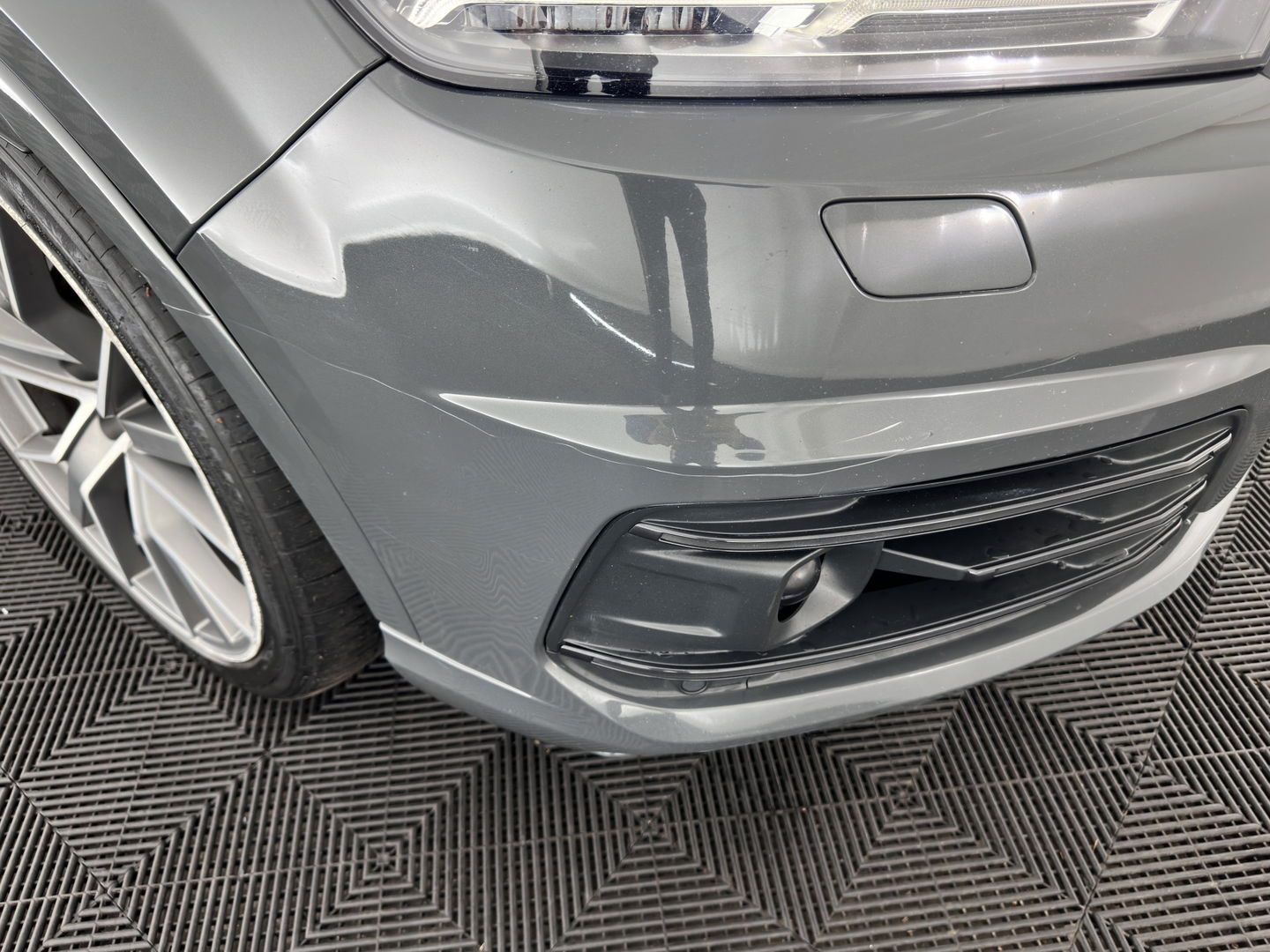Audi SQ7 4.0 TDI quattro Pro Line + Aut. *PANO | ADAPTIVE-CRUISE | LUXURY-LEATHER | FULL-LED | DIGI-COCKPIT | BOSE-SOUND | KEYLESS | CAMERA | NAVI-FULLMAP | COMFORT-SEATS | ECC | PDC | 22''ALU*