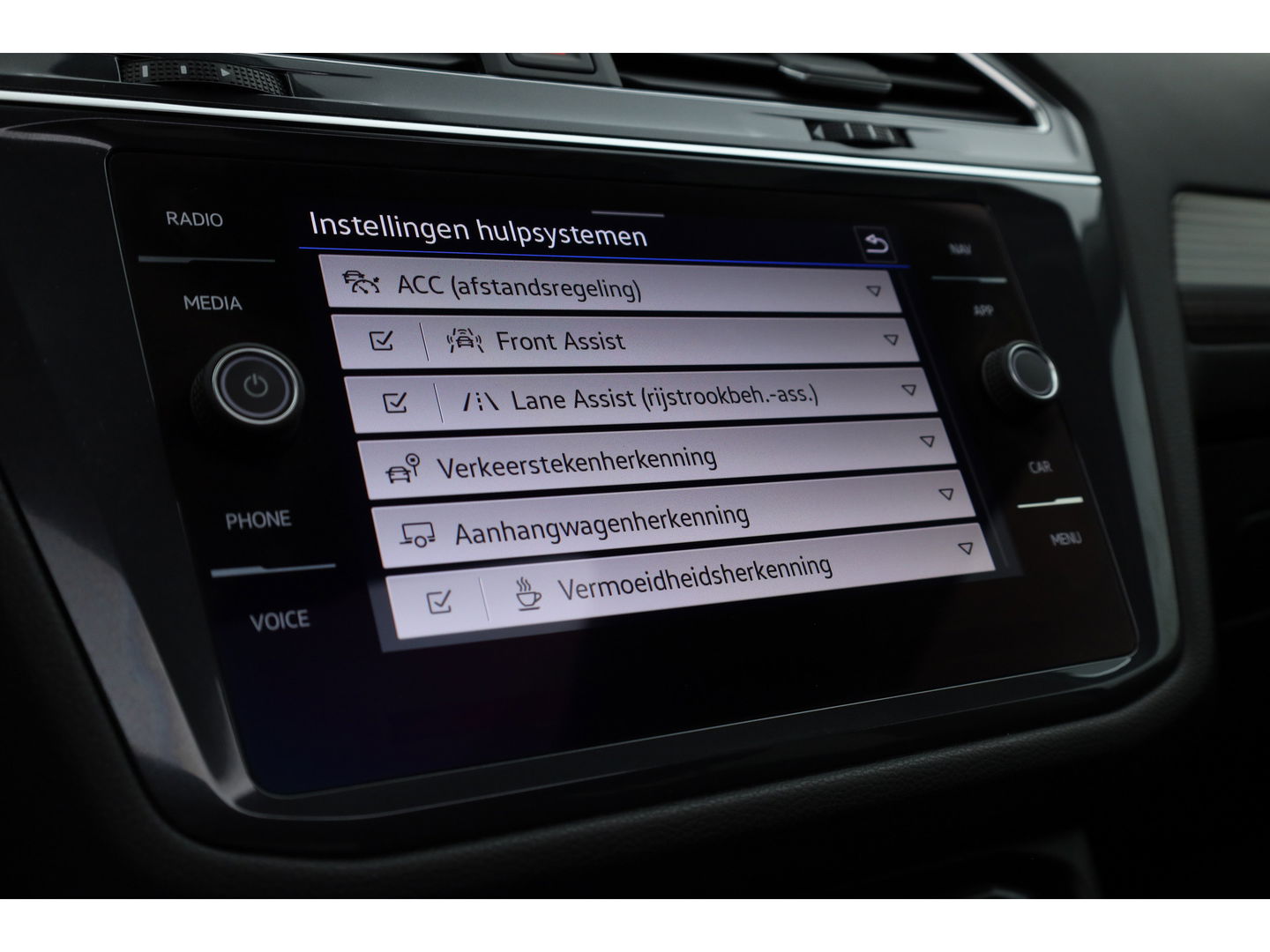 Volkswagen Tiguan Allspace 1.5 TSI DSG 7 persoons | Pano | Elek. Trekhaak | Stoel- Stuurverw. | Camera | Adapt. Cruise | Navi