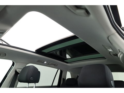 Volkswagen Tiguan Allspace 1.5 TSI DSG 7 persoons | Pano | Elek. Trekhaak | Stoel- Stuurverw. | Camera | Adapt. Cruise | Navi