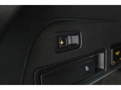 Volkswagen Tiguan Allspace 1.5 TSI DSG 7 persoons | Pano | Elek. Trekhaak | Stoel- Stuurverw. | Camera | Adapt. Cruise | Navi