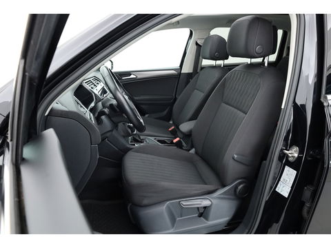Volkswagen Tiguan Allspace 1.5 TSI DSG 7 persoons | Pano | Elek. Trekhaak | Stoel- Stuurverw. | Camera | Adapt. Cruise | Navi