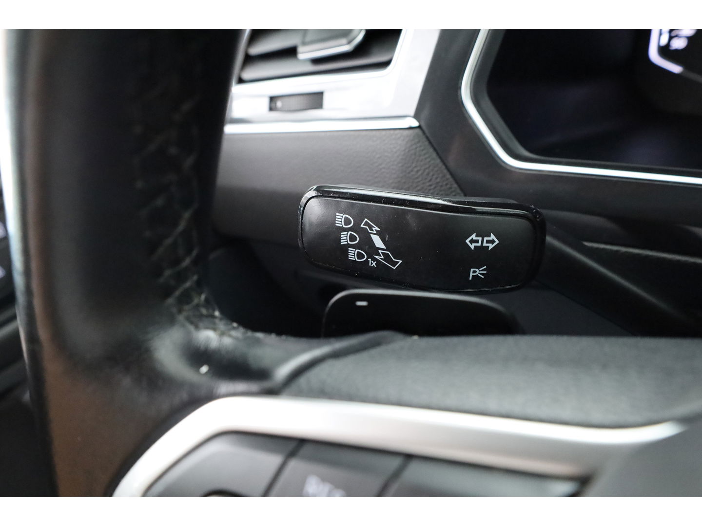 Volkswagen Tiguan Allspace 1.5 TSI DSG 7 persoons | Pano | Elek. Trekhaak | Stoel- Stuurverw. | Camera | Adapt. Cruise | Navi