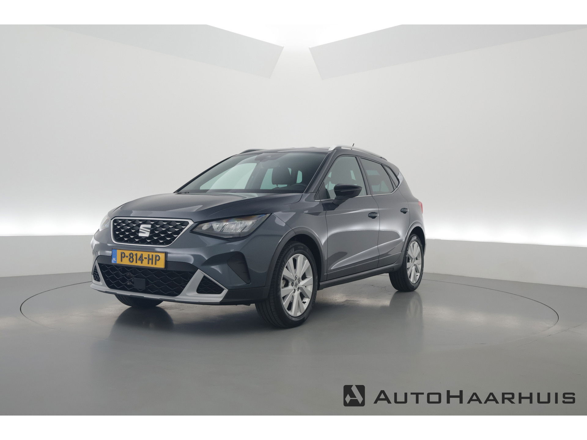 SEAT Arona 1.0 TSI Xperience | Navi by App | Stoelverw. | Keyless | 17'' | PDC A | Clima