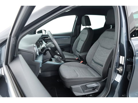 SEAT Arona 1.0 TSI Xperience | Navi by App | Stoelverw. | Keyless | 17'' | PDC A | Clima