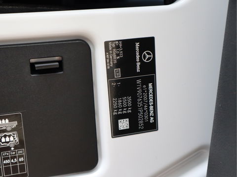 Mercedes-Benz Sprinter 315 CDI Euro 6 L3H2 RWD - MBUX - Trekhaak - Cruise - Camera - NL Auto