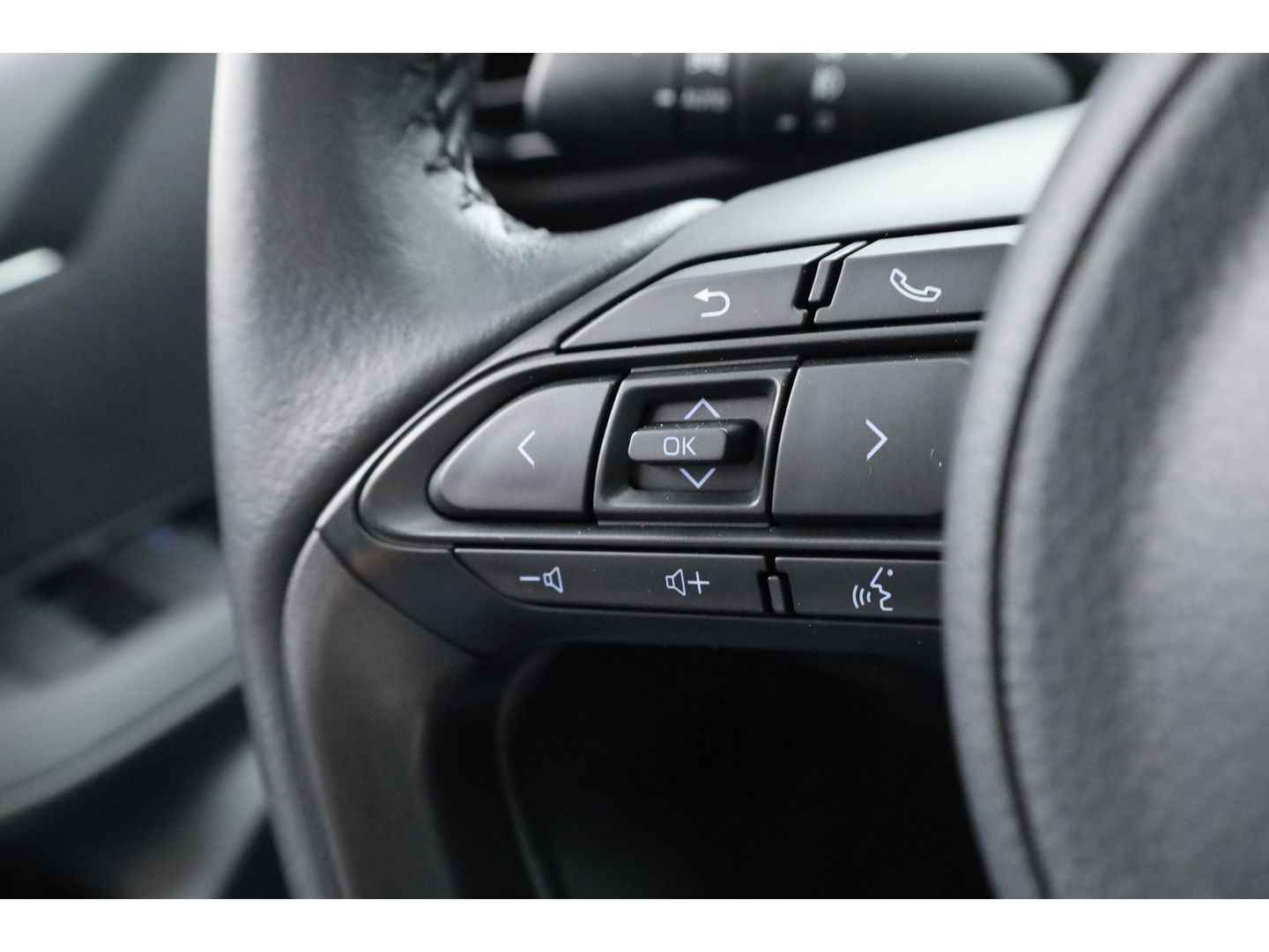 Toyota Yaris 1.5 Hybrid Dynamic | CarPlay | Camera | Adapt. Cruise | Keyless | DAB