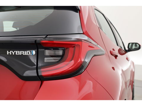 Toyota Yaris 1.5 Hybrid Dynamic | CarPlay | Camera | Adapt. Cruise | Keyless | DAB