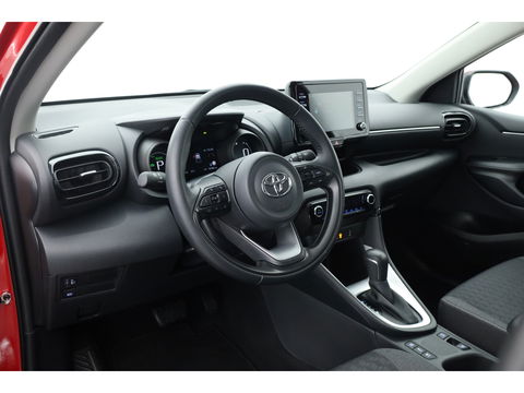 Toyota Yaris 1.5 Hybrid Dynamic | CarPlay | Camera | Adapt. Cruise | Keyless | DAB