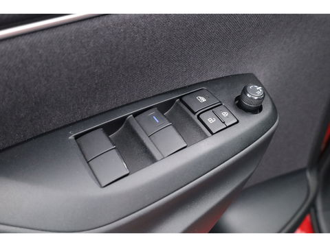 Toyota Yaris 1.5 Hybrid Dynamic | CarPlay | Camera | Adapt. Cruise | Keyless | DAB