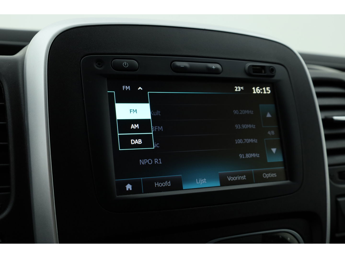 Renault Trafic 2.0 dCi 120 T29 L2H1 Work Edition | Trekhaak | Cruise | Camera | Navi