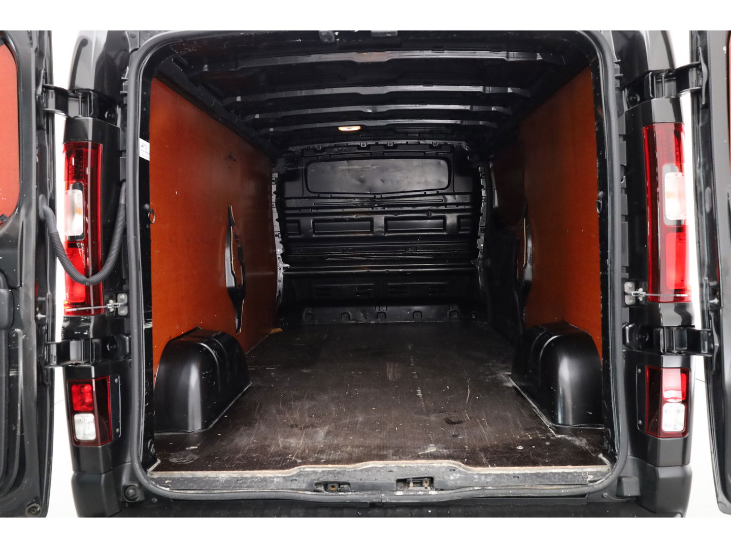 Renault Trafic 2.0 dCi 120 T29 L2H1 Work Edition | Trekhaak | Cruise | Camera | Navi