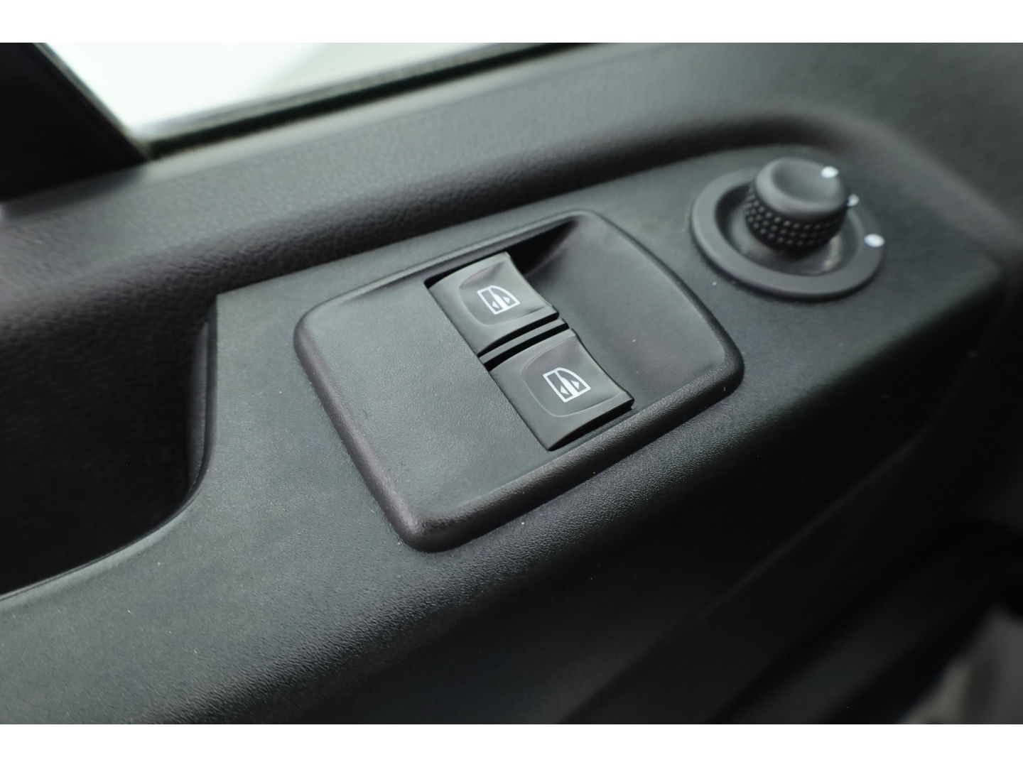 Renault Trafic 2.0 dCi 120 T29 L2H1 Work Edition | Trekhaak | Cruise | Camera | Navi