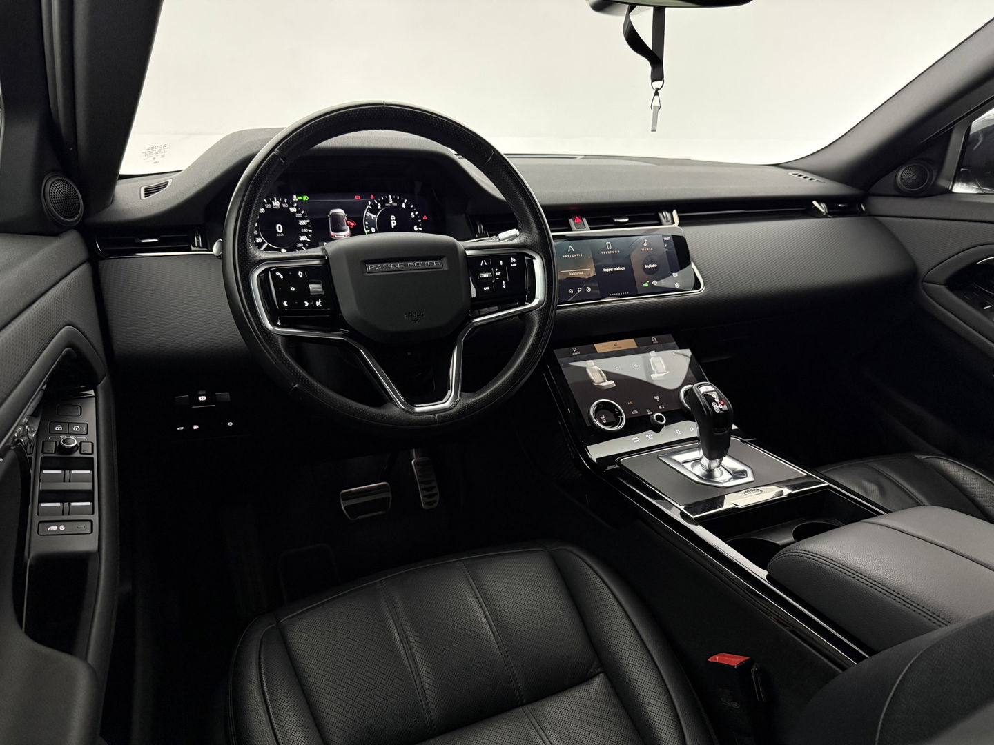 Land Rover Range Rover Evoque 1.5 p300e AWD 309PK R-Dynamic S | 360° | Virtual | Carplay | Adaptive Cruise | Trekh. | Leder | Dodehoek