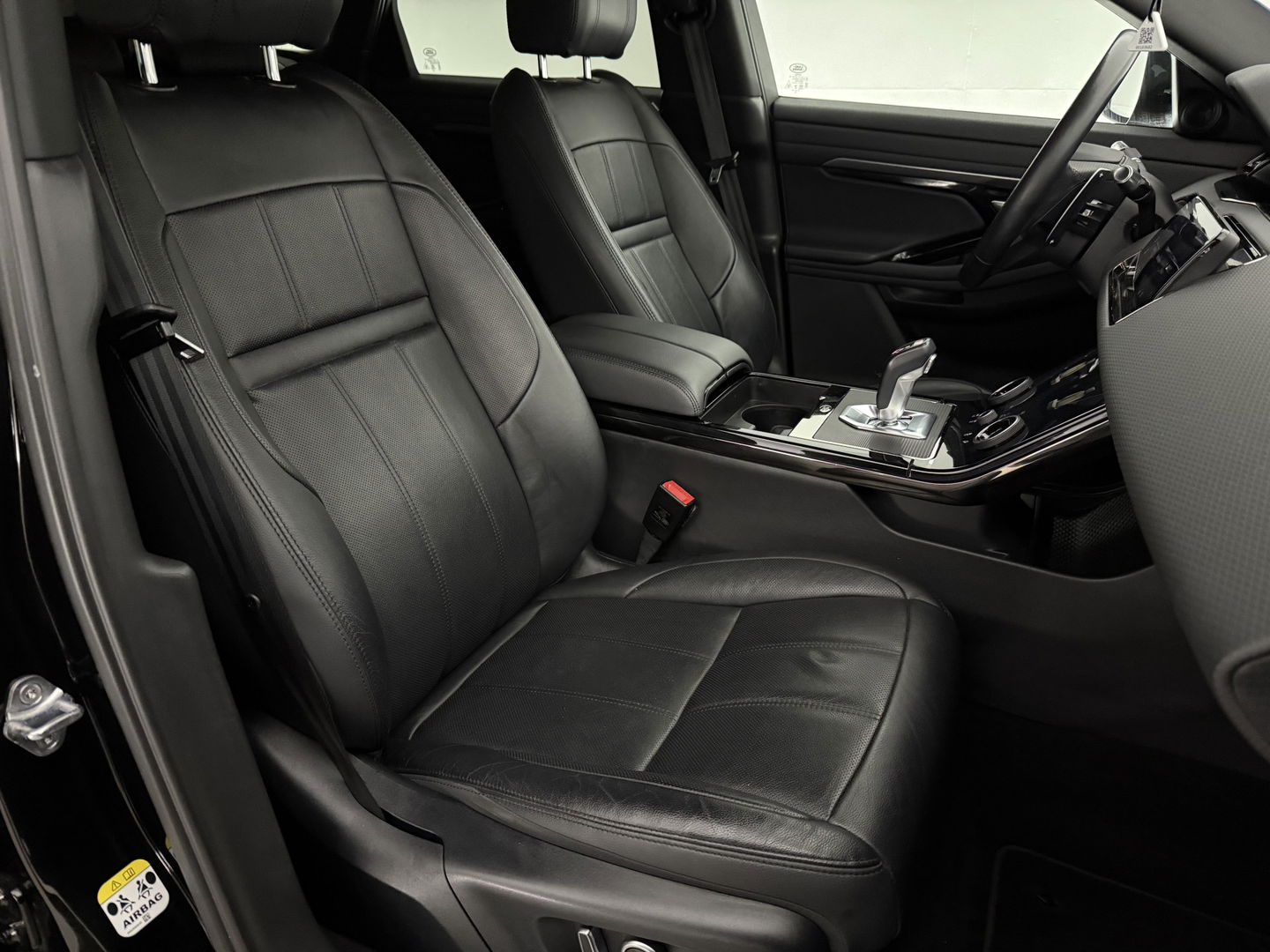 Land Rover Range Rover Evoque 1.5 p300e AWD 309PK R-Dynamic S | 360° | Virtual | Carplay | Adaptive Cruise | Trekh. | Leder | Dodehoek