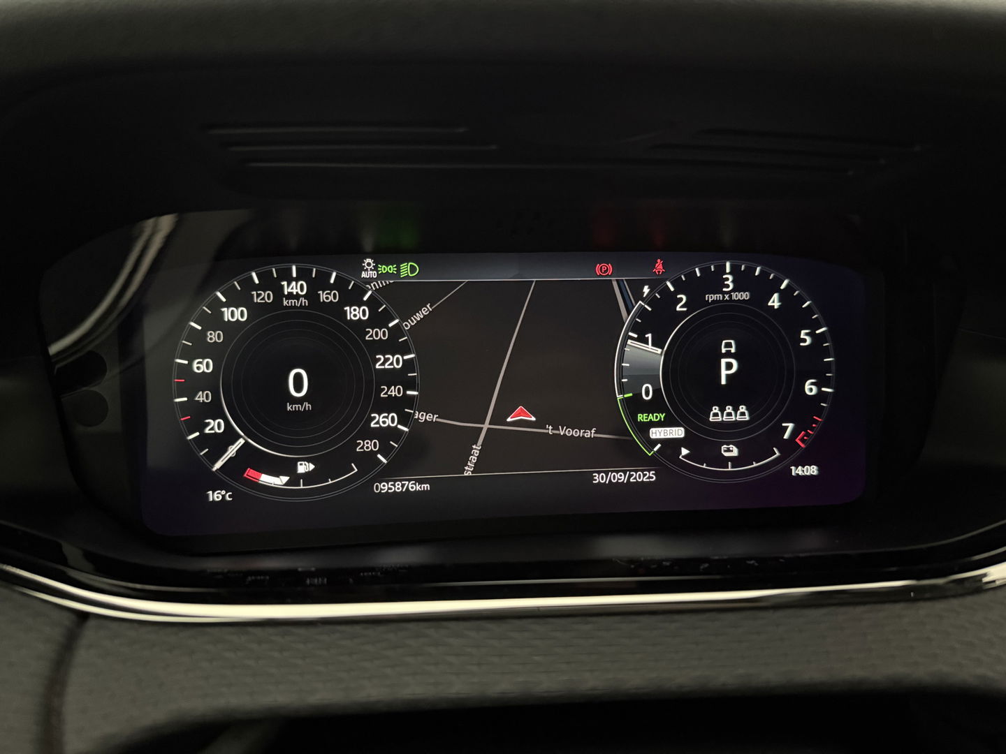 Land Rover Range Rover Evoque 1.5 p300e AWD 309PK R-Dynamic S | 360° | Virtual | Carplay | Adaptive Cruise | Trekh. | Leder | Dodehoek