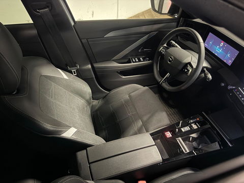 Opel Astra 1.2 Turbo GS 360' HEAD-UP KEYLESS PANO VOL'