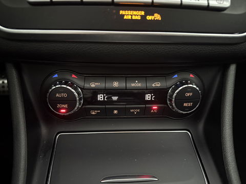 Mercedes-Benz GLA 180 AMG Limited | Pano | Camera | Trekh. | Cruise | Navigatie | LED | Parkeersens. l NAP