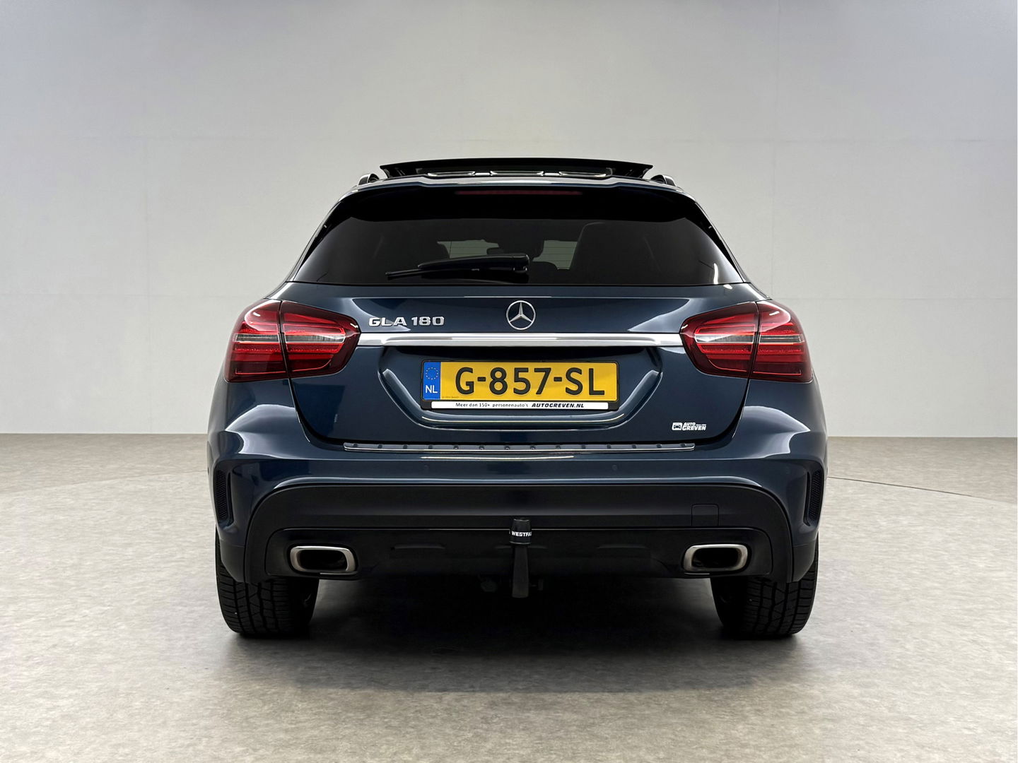 Mercedes-Benz GLA 180 AMG Limited | Pano | Camera | Trekh. | Cruise | Navigatie | LED | Parkeersens. l NAP
