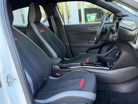 Opel Mokka 1.2 Turbo Automaat GS Line |Ad.Cruise| Stuur-Stoel verw.|Carplay|Cam|PDC