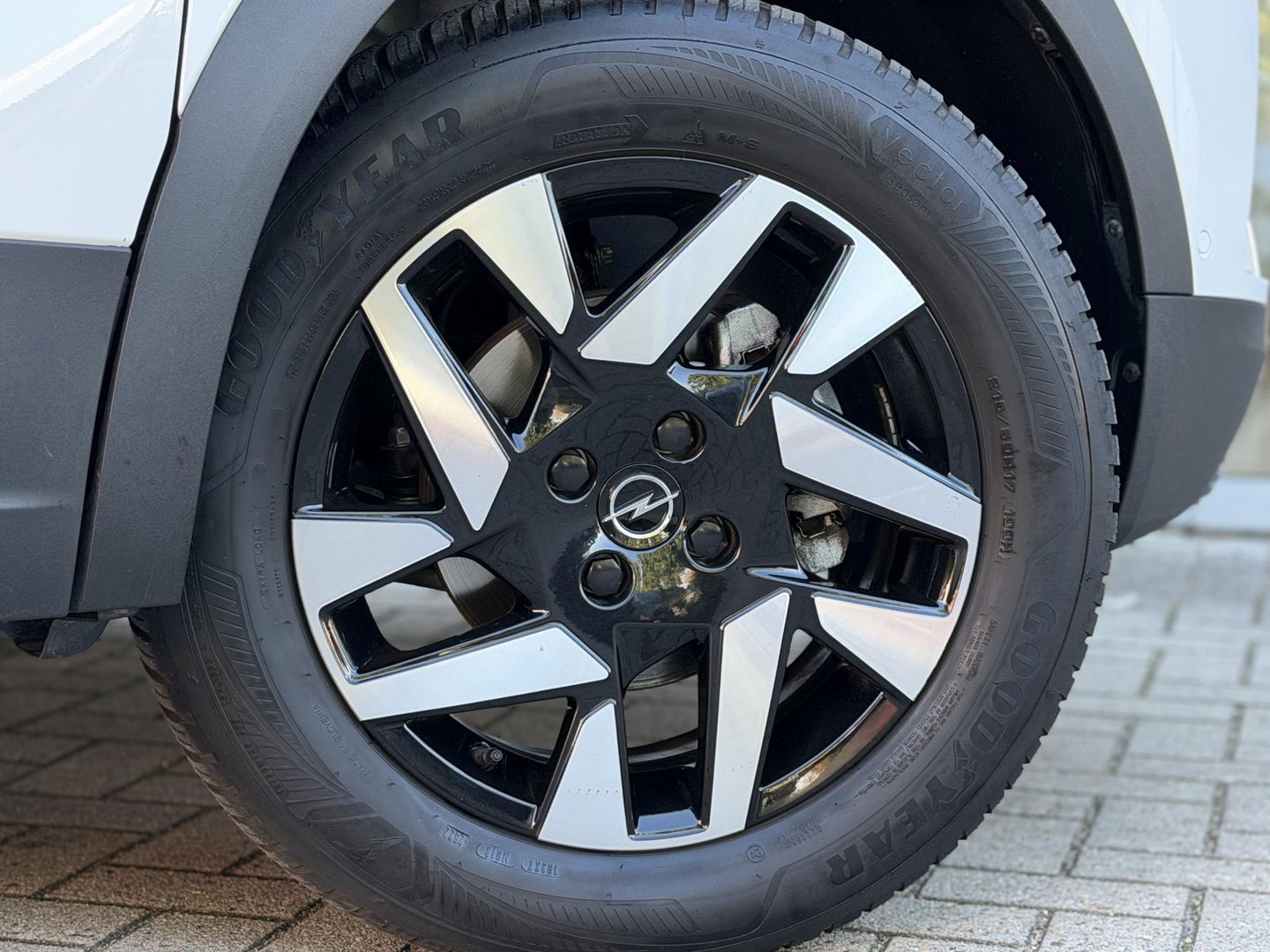 Opel Mokka 1.2 Turbo Automaat GS Line |Ad.Cruise| Stuur-Stoel verw.|Carplay|Cam|PDC