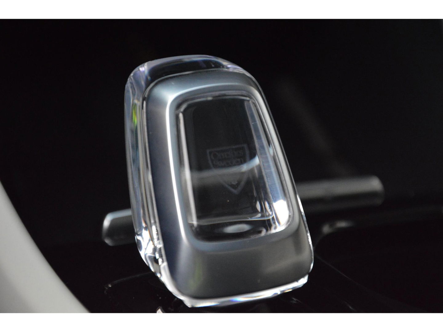 Volvo XC40 T5 Hybride Ultimate Dark | 360° Camera | Stoel + Stuur verwarmd | Panoramadak | Adaptive Cruise | Harman\Kardon |