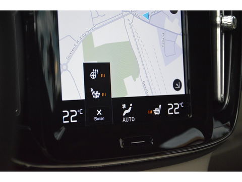 Volvo XC40 T5 Hybride Ultimate Dark | 360° Camera | Stoel + Stuur verwarmd | Panoramadak | Adaptive Cruise | Harman\Kardon |