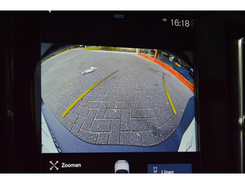 Volvo XC40 T5 Hybride Ultimate Dark | 360° Camera | Stoel + Stuur verwarmd | Panoramadak | Adaptive Cruise | Harman\Kardon |