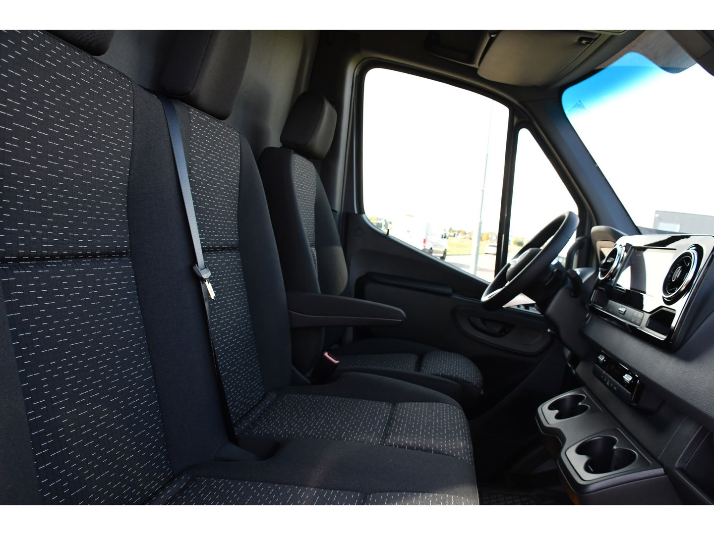 Mercedes-Benz Sprinter 317 1.9 CDI L2 PB Edition Cruise, Camera, Carplay, 10,5'' Mbux, LED, Automaat, multimedia, Uniek!