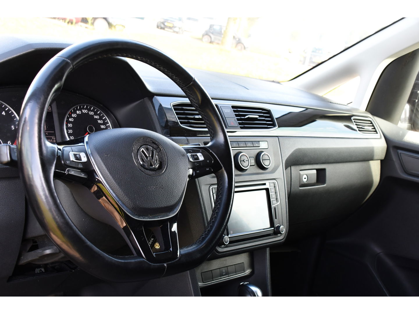 Volkswagen Caddy 2.0 TDI L1H1 Exclusive Edition Adaptieve Cruise, Carplay, LED, Clima, Stoelverwarming, Sensoren, Trkehaak, Uniek!