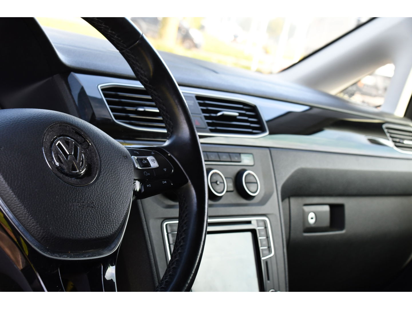 Volkswagen Caddy 2.0 TDI L1H1 Exclusive Edition Adaptieve Cruise, Carplay, LED, Clima, Stoelverwarming, Sensoren, Trkehaak, Uniek!