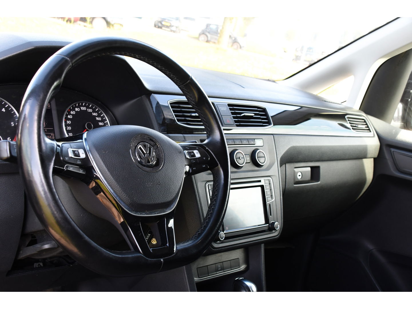 Volkswagen Caddy 2.0 TDI L1H1 Exclusive Edition Adaptieve Cruise, Carplay, LED, Clima, Stoelverwarming, Sensoren, Trkehaak, Uniek!