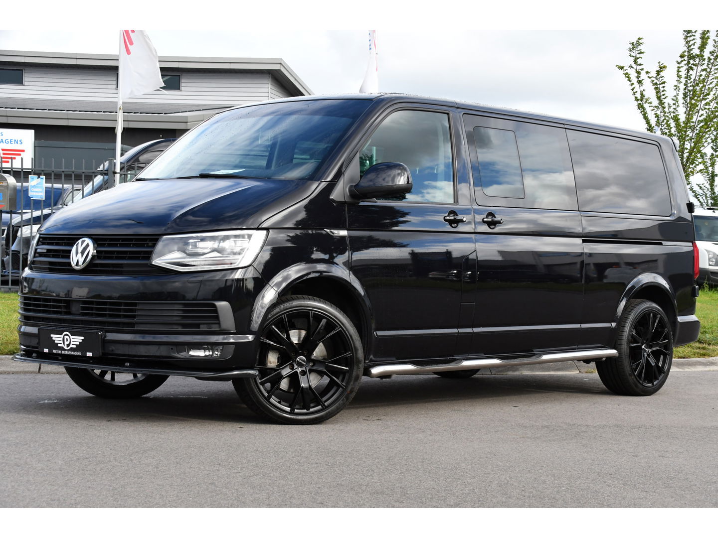 Volkswagen Transporter 2.0 TDI L2H1 DC 4Motion Highline Adaptieve Cruise, LED, 204pk, Automaat, 4x4, Leder, Multimedia, 2 x Schuifdeur, Sensoren, Uniek!