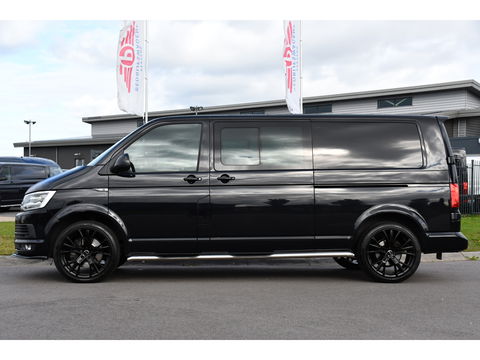 Volkswagen Transporter 2.0 TDI L2H1 DC 4Motion Highline Adaptieve Cruise, LED, 204pk, Automaat, 4x4, Leder, Multimedia, 2 x Schuifdeur, Sensoren, Uniek!