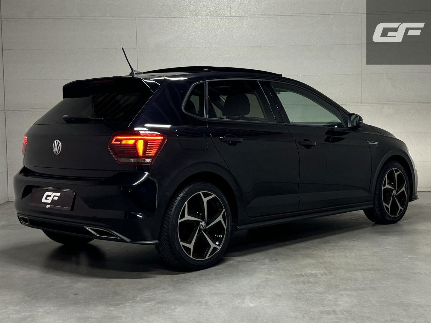 Volkswagen Polo 1.0 TSI 2x R-Line Pano Virtual DSG Beats NAP