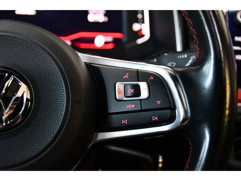 Volkswagen Polo 2.0 TSI GTI Pano Virtual Beats Led