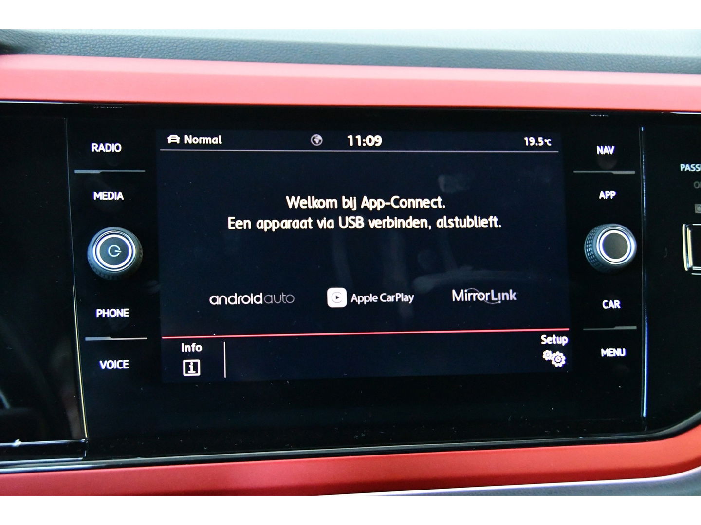 Volkswagen Polo 2.0 TSI GTI Pano Virtual Beats Led