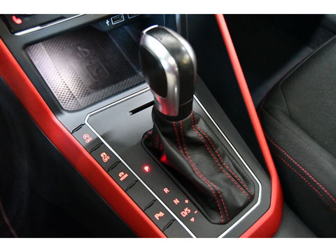 Volkswagen Polo 2.0 TSI GTI Pano Virtual Beats Led