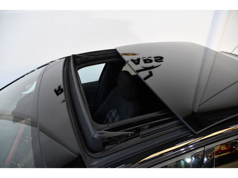 Volkswagen Polo 2.0 TSI GTI Pano Virtual Beats Led