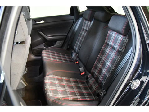 Volkswagen Polo 2.0 TSI GTI Pano Virtual Beats Led