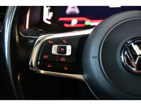 Volkswagen Polo 2.0 TSI GTI Pano Virtual Beats Led