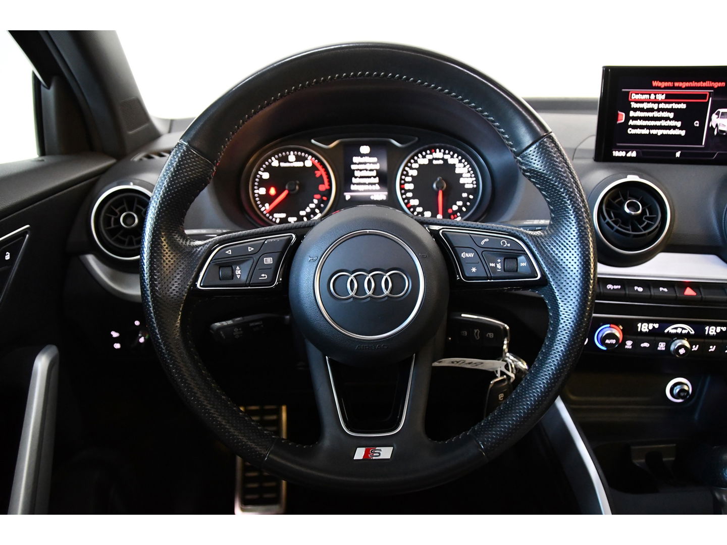Audi Q2 2.0 TFSI quattro S Line panorama automaat