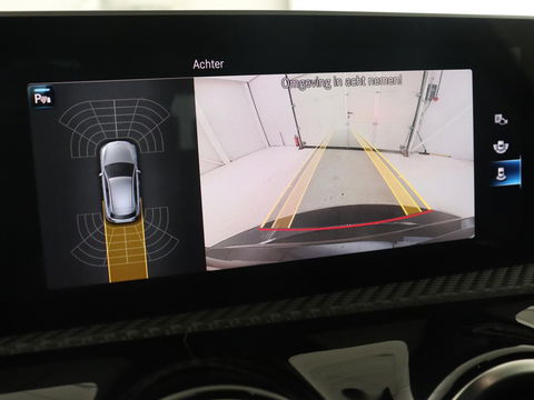 Mercedes-Benz A-Klasse 180 Business Solution | Carplay | Camera | Adaptive cruise | Automaat | Navigatie | Lane asssist | LED | Stoelverwarming