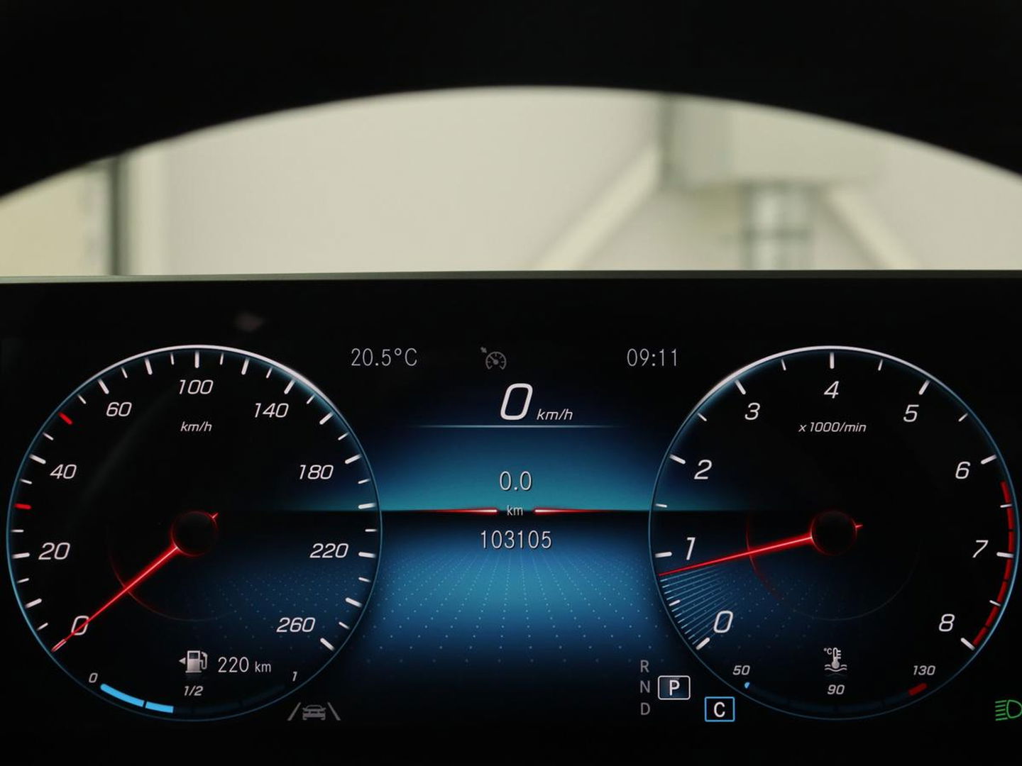 Mercedes-Benz A-Klasse 180 Business Solution | Carplay | Camera | Adaptive cruise | Automaat | Navigatie | Lane asssist | LED | Stoelverwarming