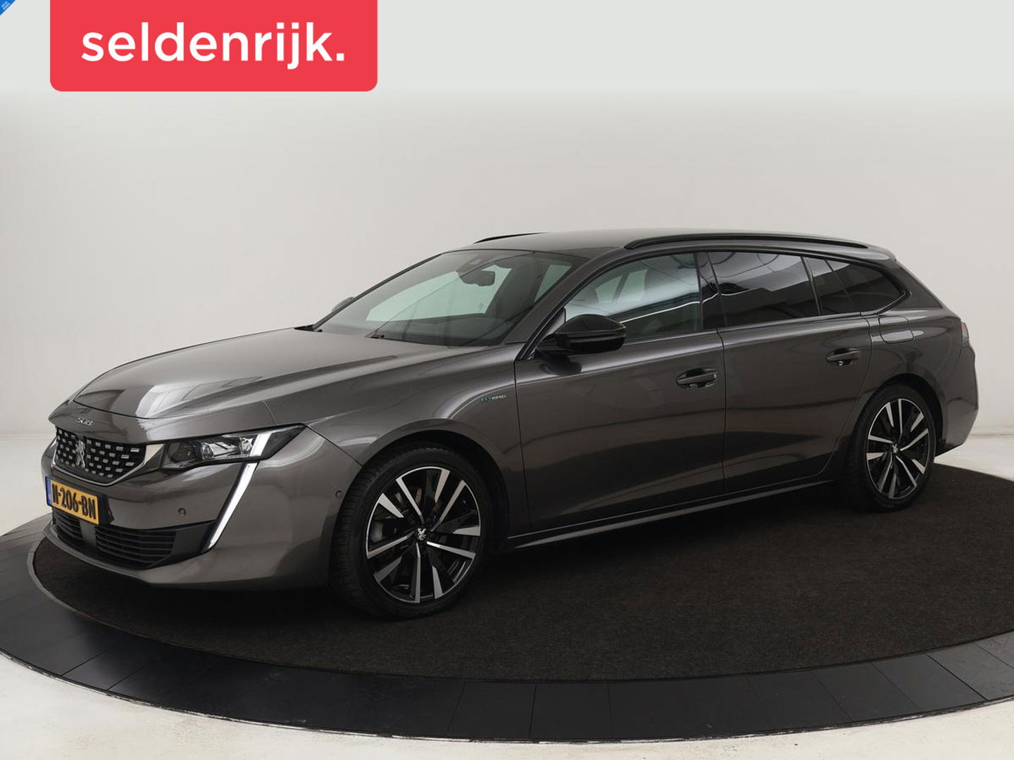 Peugeot 508 1.6 HYbrid GT | Trekhaak | Stoelverwarming | 360 Camera | Adaptive cruise | Carplay | Keyless | Leder/Alcantara | Navigatie | Full LED | PHEV | Plug In