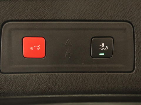 Peugeot 508 1.6 HYbrid GT | Trekhaak | Stoelverwarming | 360 Camera | Adaptive cruise | Carplay | Keyless | Leder/Alcantara | Navigatie | Full LED | PHEV | Plug In