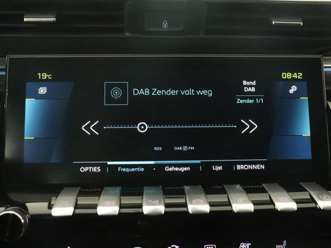 Peugeot 508 1.6 HYbrid GT | Trekhaak | Stoelverwarming | 360 Camera | Adaptive cruise | Carplay | Keyless | Leder/Alcantara | Navigatie | Full LED | PHEV | Plug In