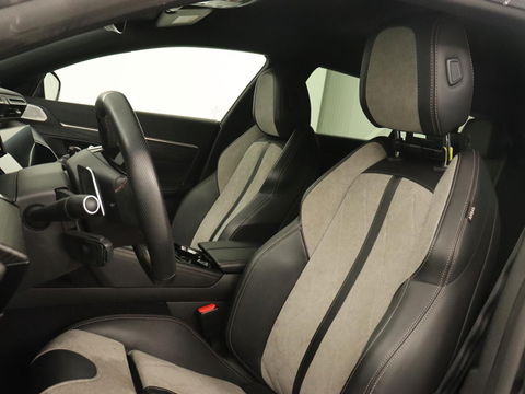 Peugeot 508 1.6 HYbrid GT | Trekhaak | Stoelverwarming | 360 Camera | Adaptive cruise | Carplay | Keyless | Leder/Alcantara | Navigatie | Full LED | PHEV | Plug In